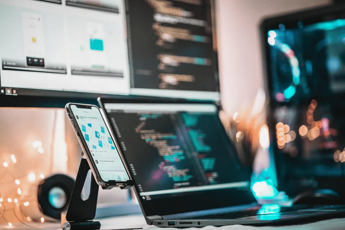App development services for new businesses showing mobile app design and development process